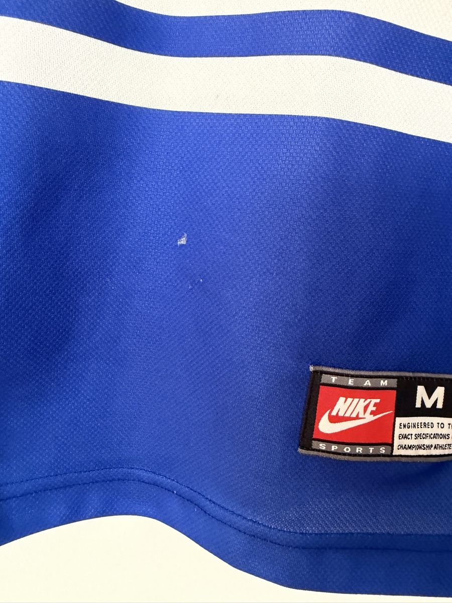 Nike Canottiere & Pantaloni: Fc Basel Nike Trikot 1998-99 Heim – Usato da Füllinsdorf venduto da hae_gt9l 7