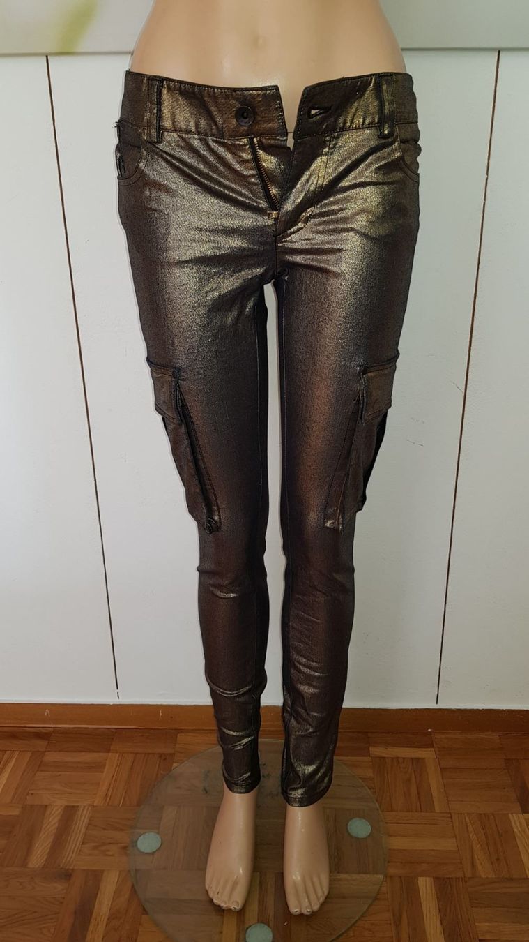 Jeans: Jeans ALICE + OLIVIA    Taille/Grosse 34 CH (2) – Usato da Cossonay-ville venduto da Super-Price-Quality