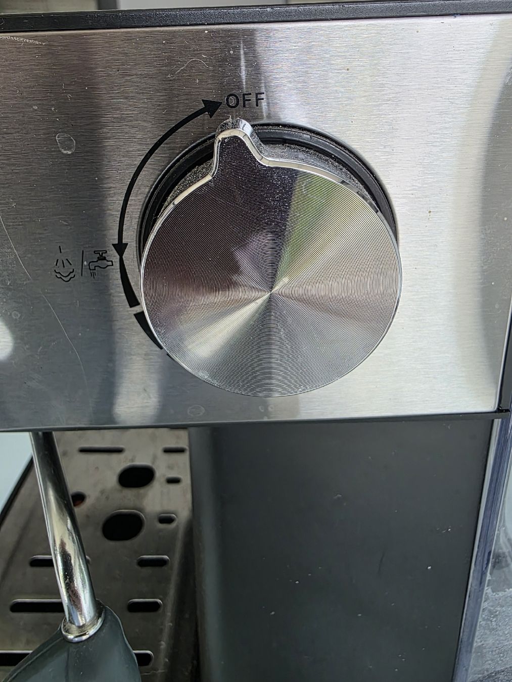 Kaffeemaschinen & Espressomaschinen: Espressomaschine Ohmex mit Manometer gebraucht silber – Gebraucht aus Reinach BL von bru_qpv2 3