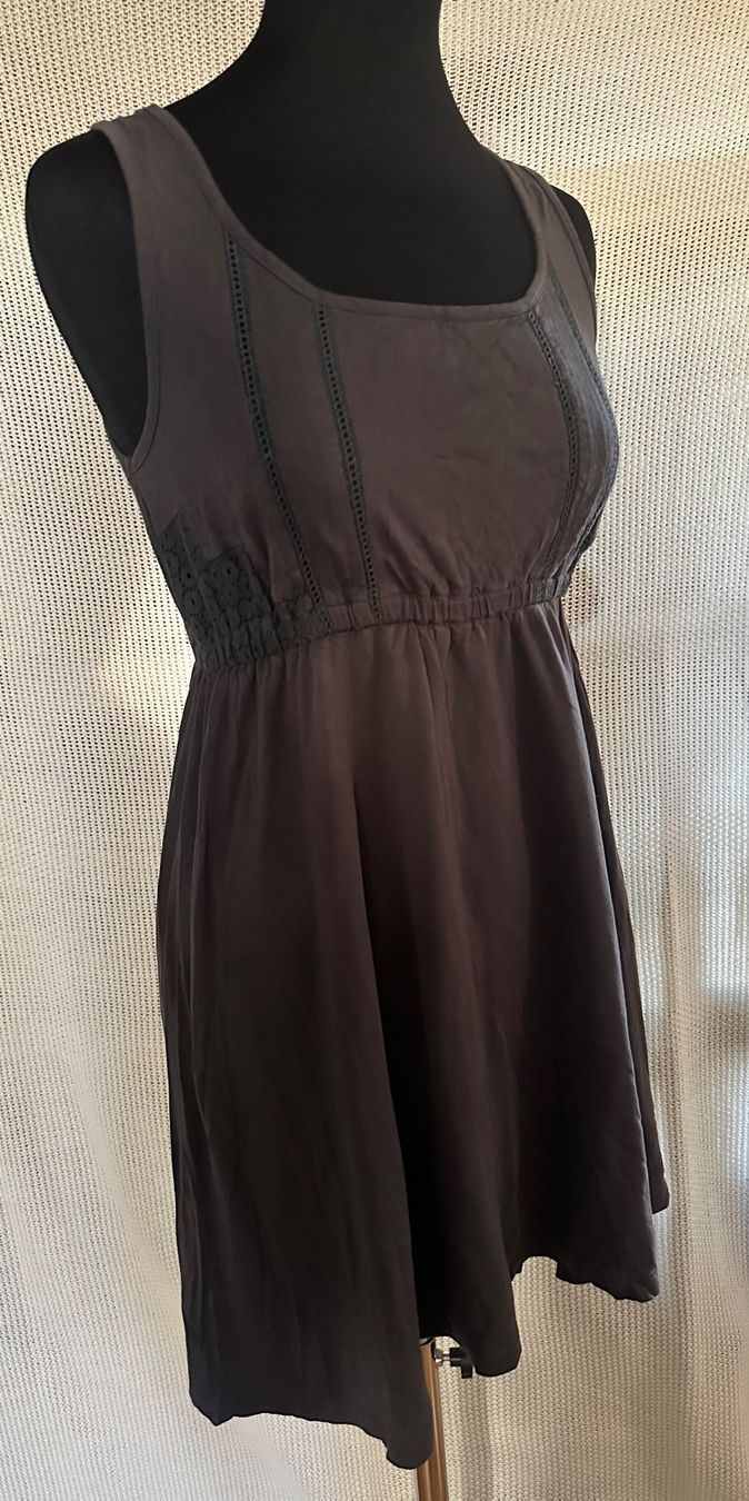 Element Vestiti: Herziges Sommerkleid von Element Gr. S – Usato da Muri AG venduto da Shoshana5 1