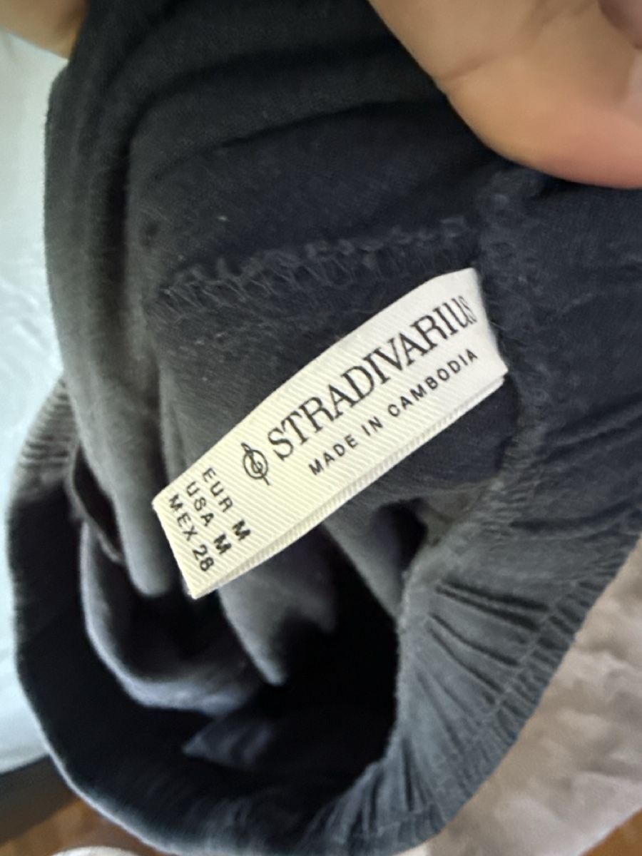 Pantalons: Pantalon bleu foncé  – D'occasion à Cartigny par Kelly.11 2