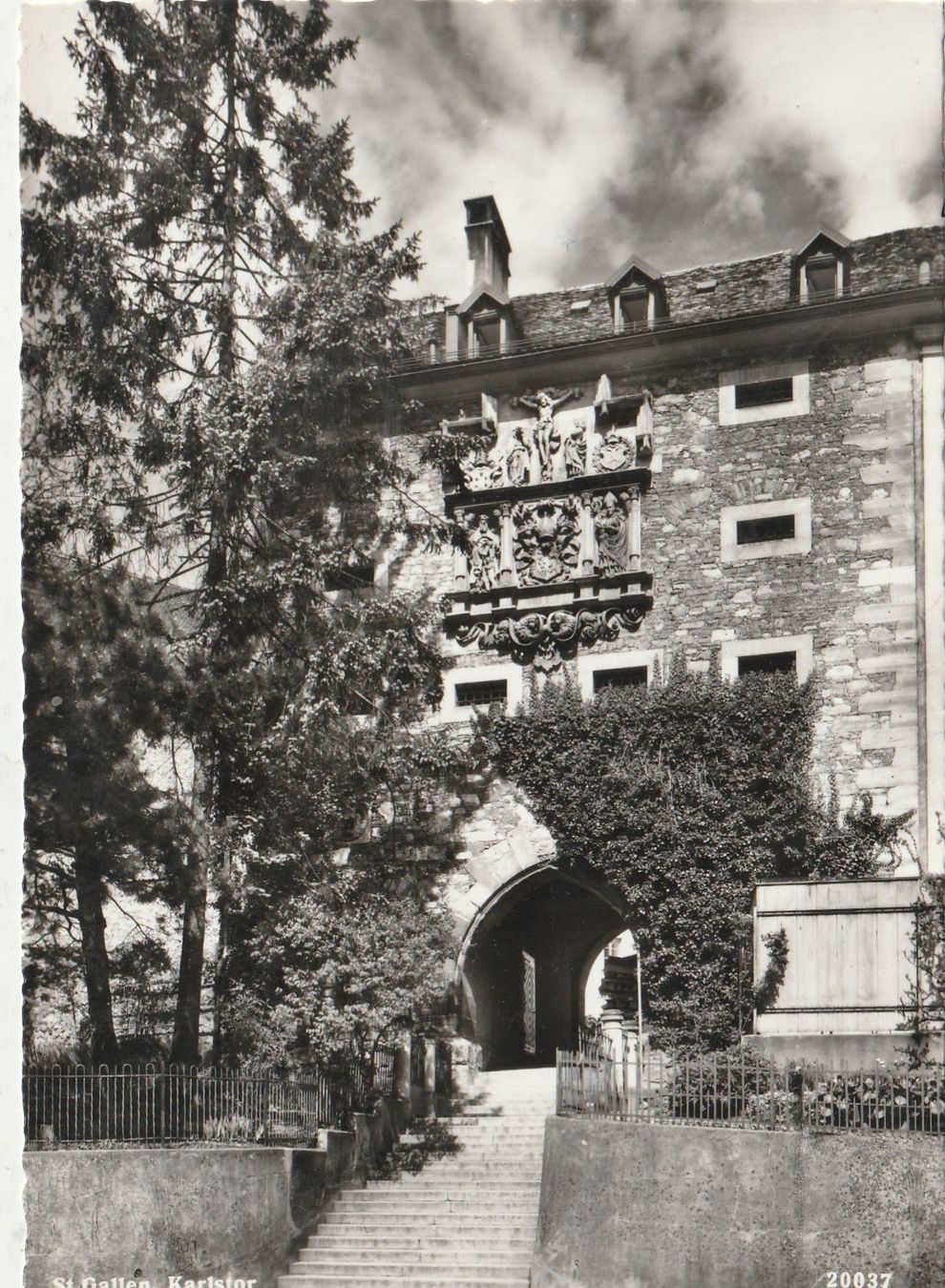 Ansichtskarten: St. Gallen – Gebraucht aus Lumbrein von made02