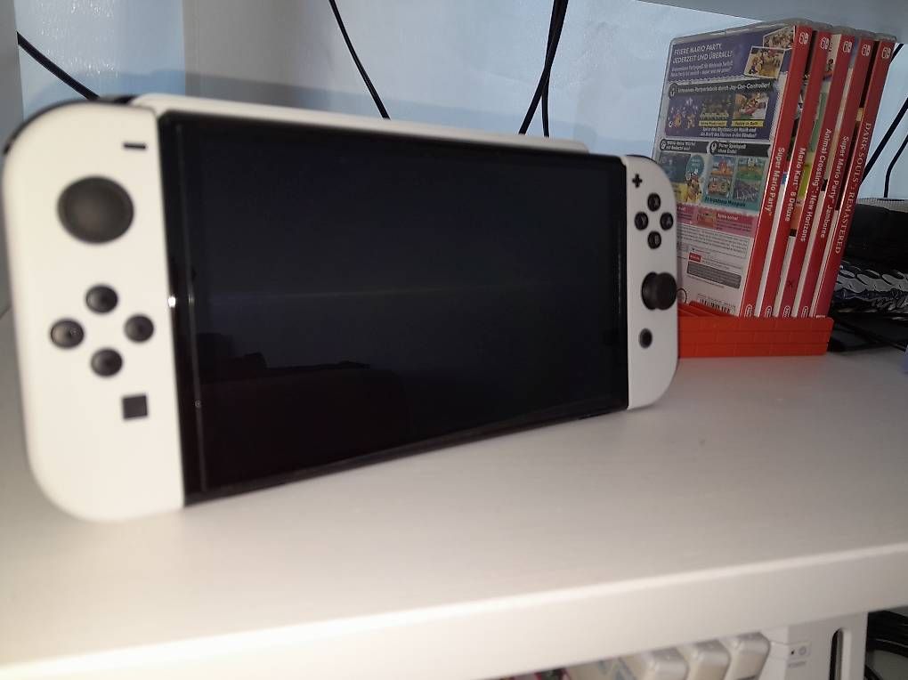 Konsolen: Nintendo Switch OLED Modell – Gebraucht aus Dielsdorf von cmo_c6hy 1