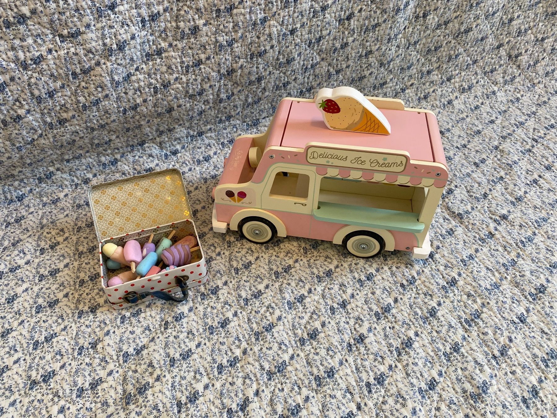 Giocattoli: Le Toy Van Dolly Ice Cream Van – Usato da Vordemwald venduto da thewasp 1