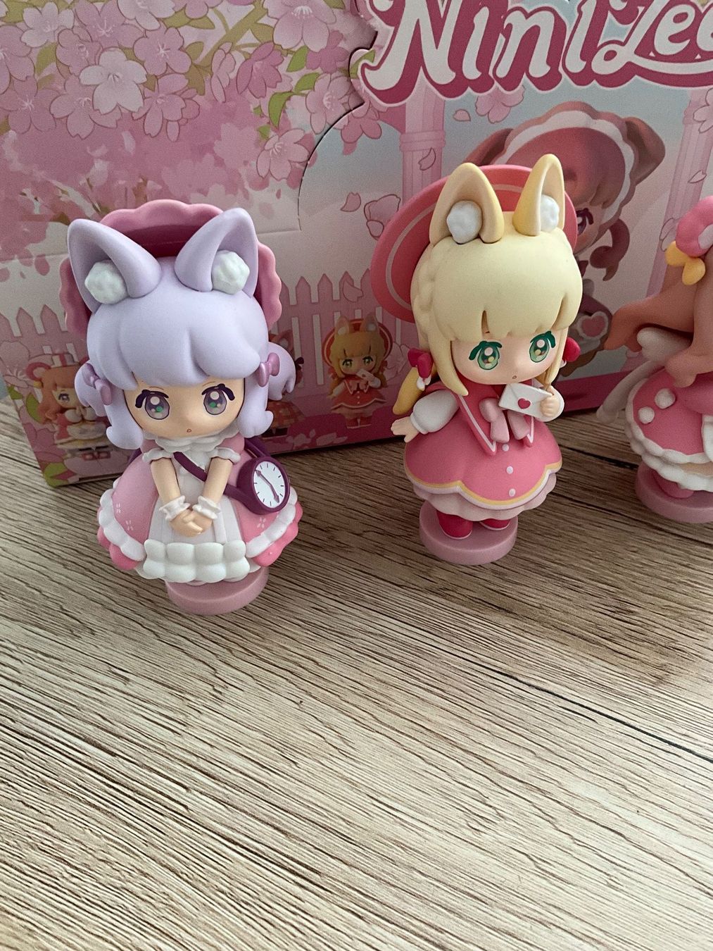 Statuette: NiniZee Series Sakura Version Blind Boxes Komplettes Set – Nuovo (secondo la descrizione) da Grenchen venduto da sojalatte 2