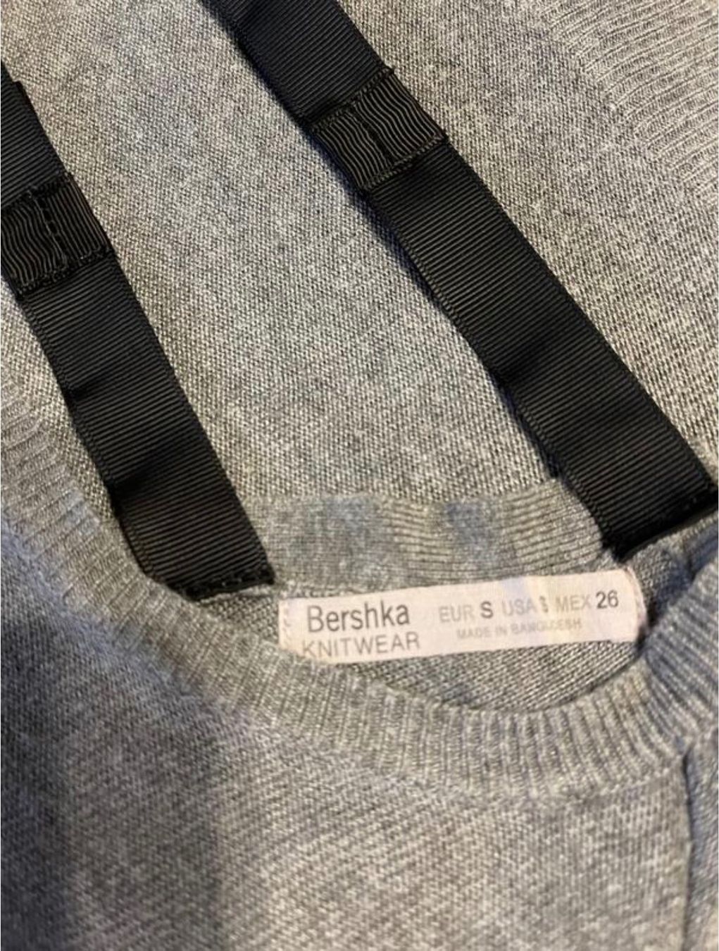 Bershka Pullover & Sweatshirts: BERSHKA S M /NP35CHF PA Verzierungen auf der Rückseite – Gebraucht aus Kölliken von Prscoo 4