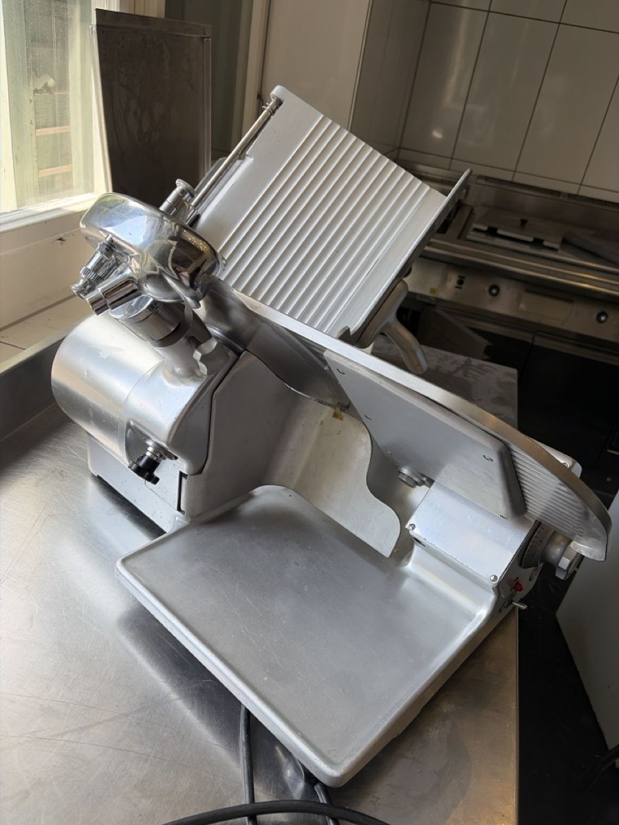 Elettrodomestici da cucina: Grosse schwere gastro schneidemaschine – Usato da Zürich venduto da dtag 5