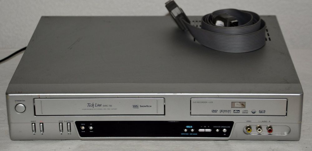 Combo DVD / VHS TechLine DVRC 700 (Gebraucht) in Collonges für CHF 140 ...