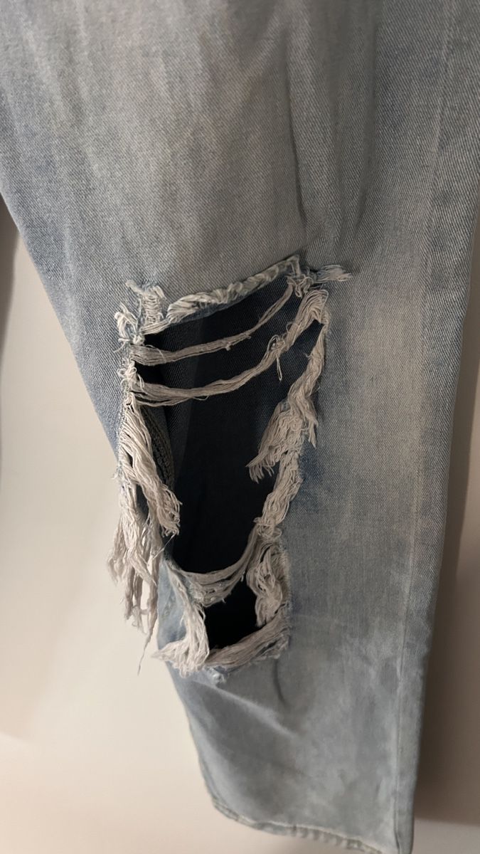 Jeans: Light Blue Ripped Jeans Size XL – Usato da Genève venduto da Noemie.wrmsi 2