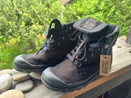 Neuwertige Palladium-Boots Gr. 37