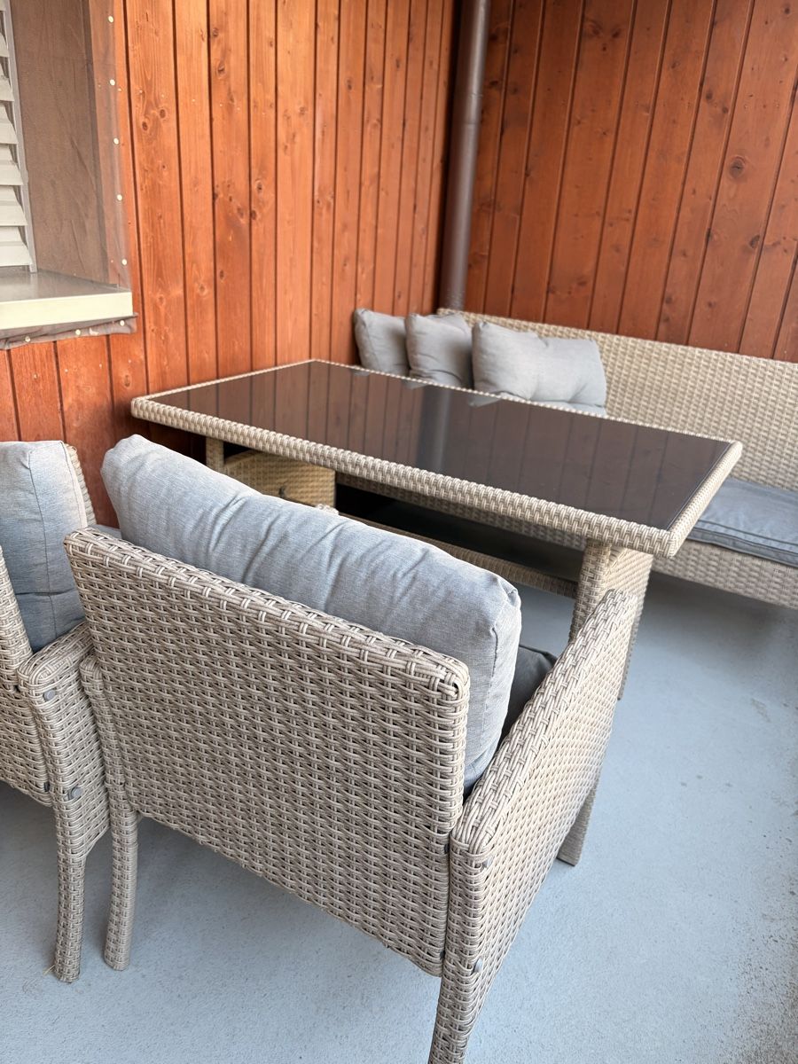 Set tavolo e sedie: Gartenlounge – Usato da Hinwil venduto da she_qkn2 1