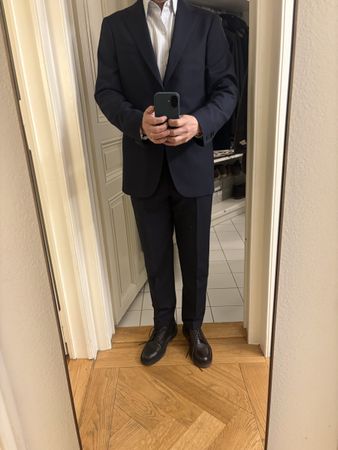 Boglioli Dark navy virgin wool suit