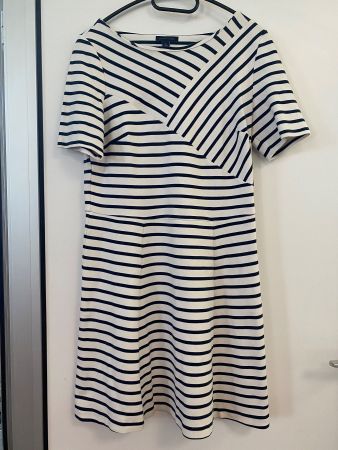 Kleid von Tommy Hilfiger ! Grösse 42 ! schön gestreift !
