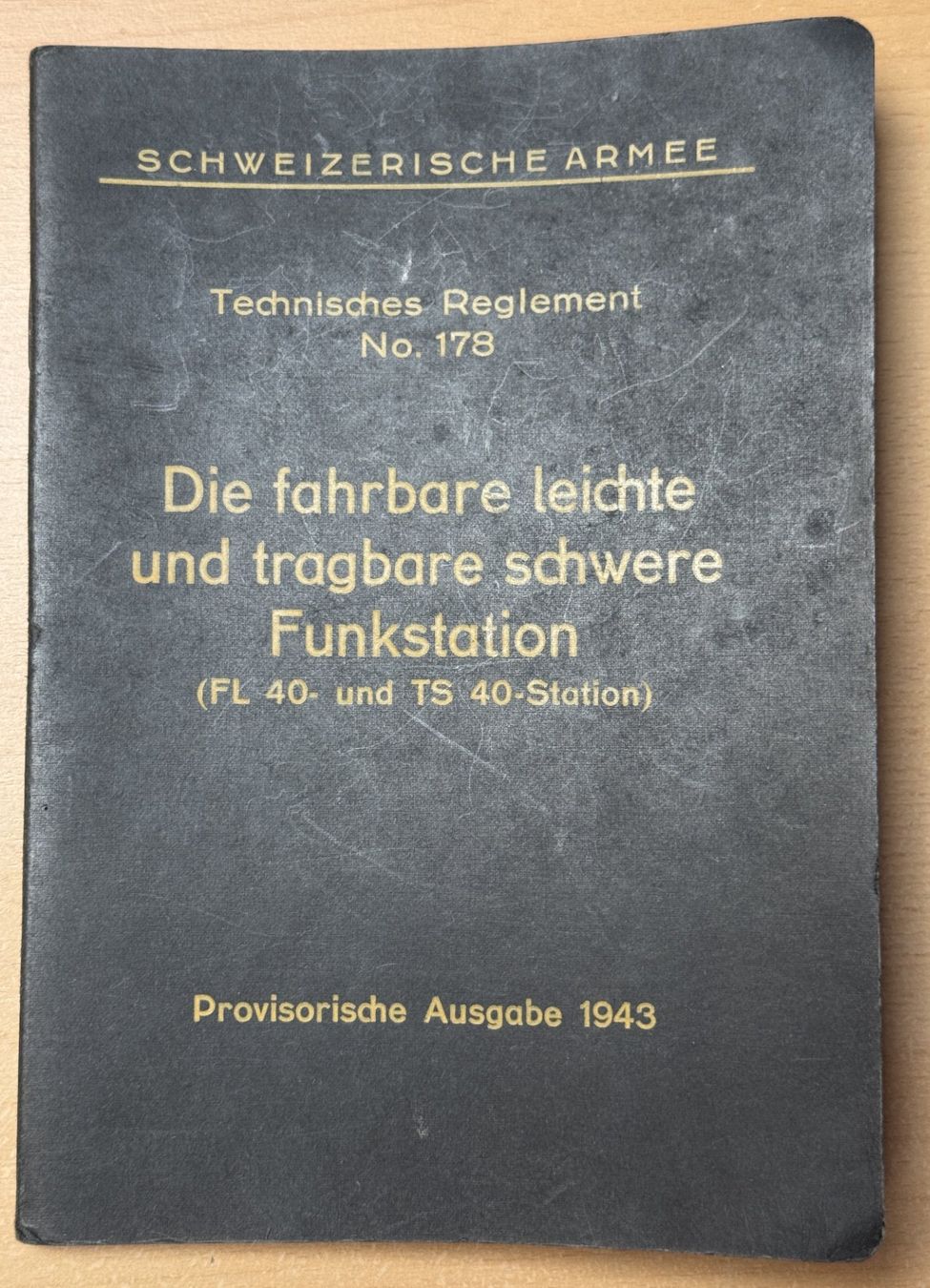 Radiocomunicazione: Schweizer Militär Funkstation – Difettoso da Ins venduto da funkflieger 3