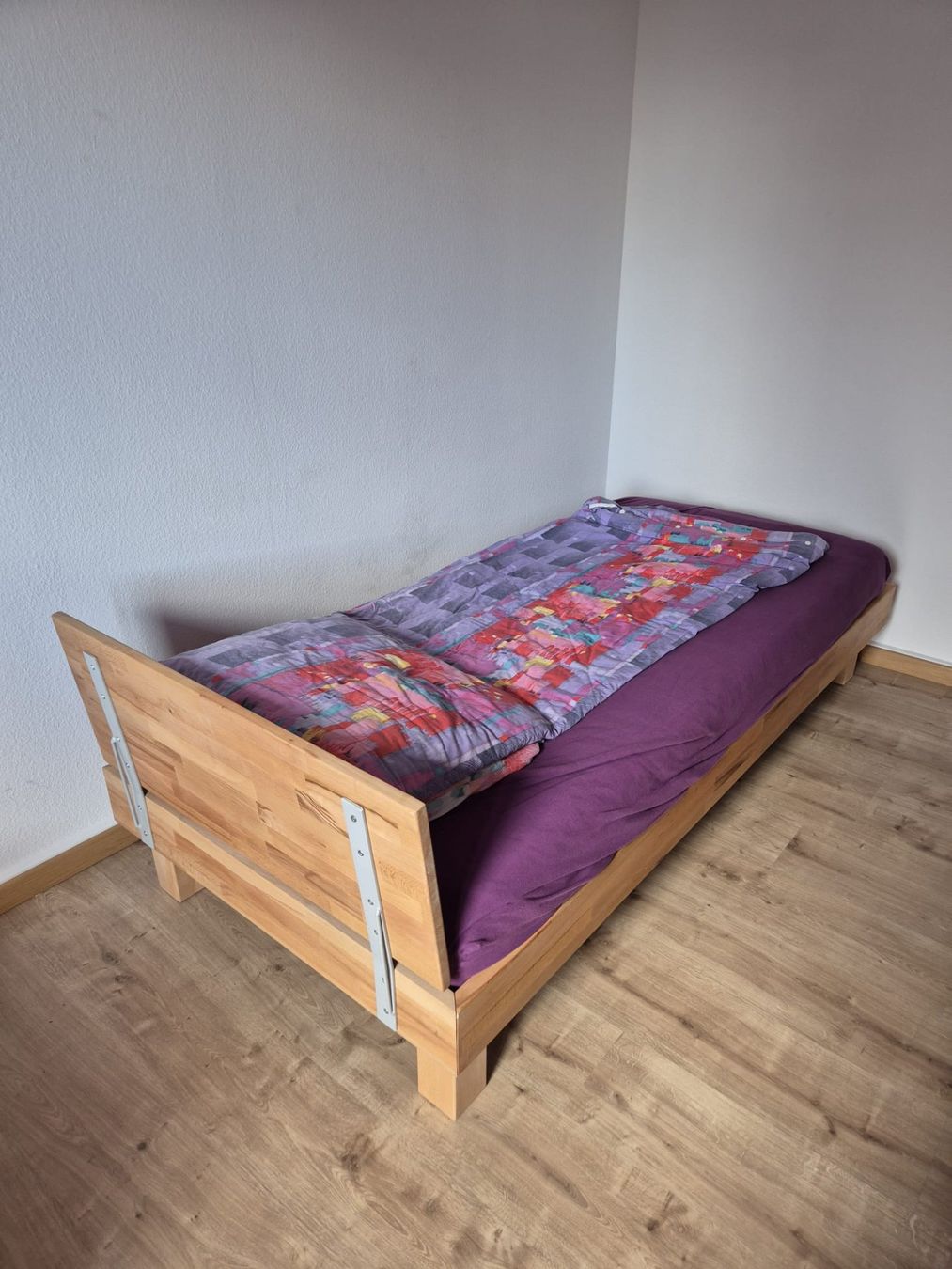 Letti: Bett, 210cm x 97cm – Usato da Schaffhausen venduto da Kelmstone 1