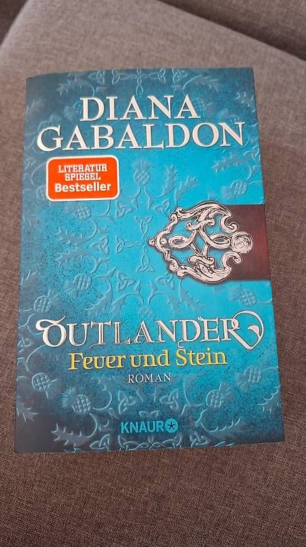 Libri: Outlander Feuer und Stein – Usato da Aefligen venduto da helinae90