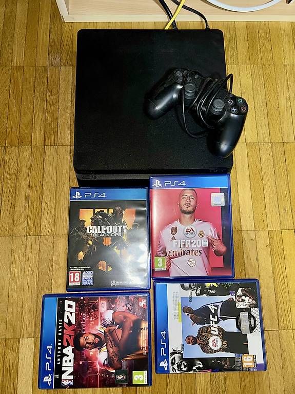 Console: Playstation 4 mit Controller&Spiele – Usato da Birr venduto da vla_bps8