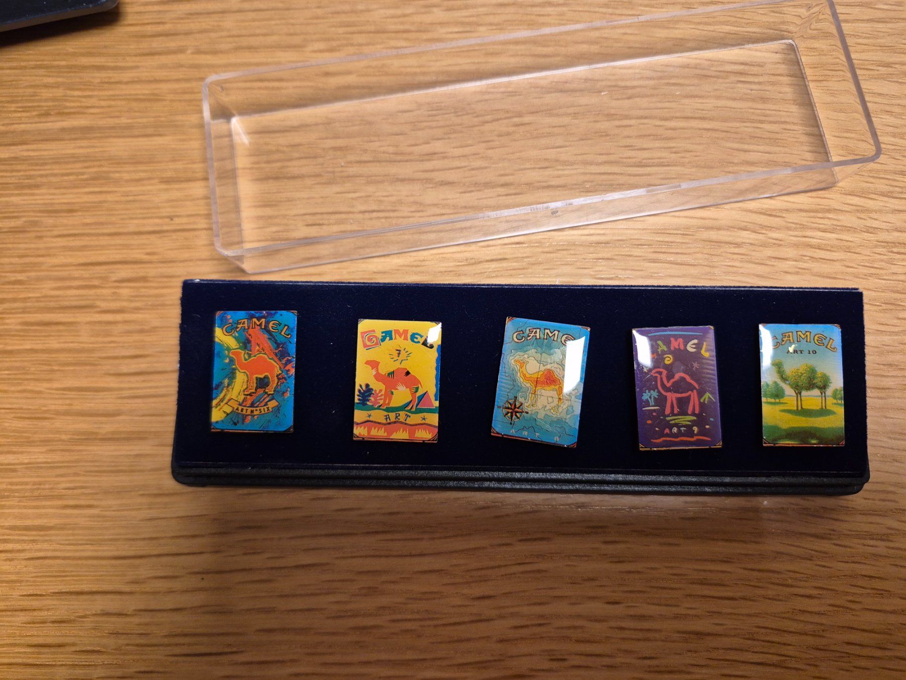 Camel Plaketten & Abzeichen: Pin Set Camel – Gebraucht aus Buttikon SZ von sefa02 1