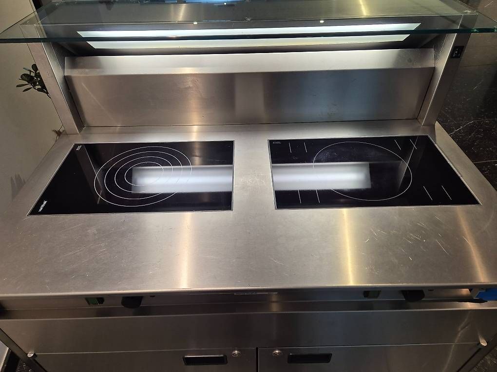 Cucine complete: Kochinsel Variethek – Usato da Herisau venduto da hub_w9ws
