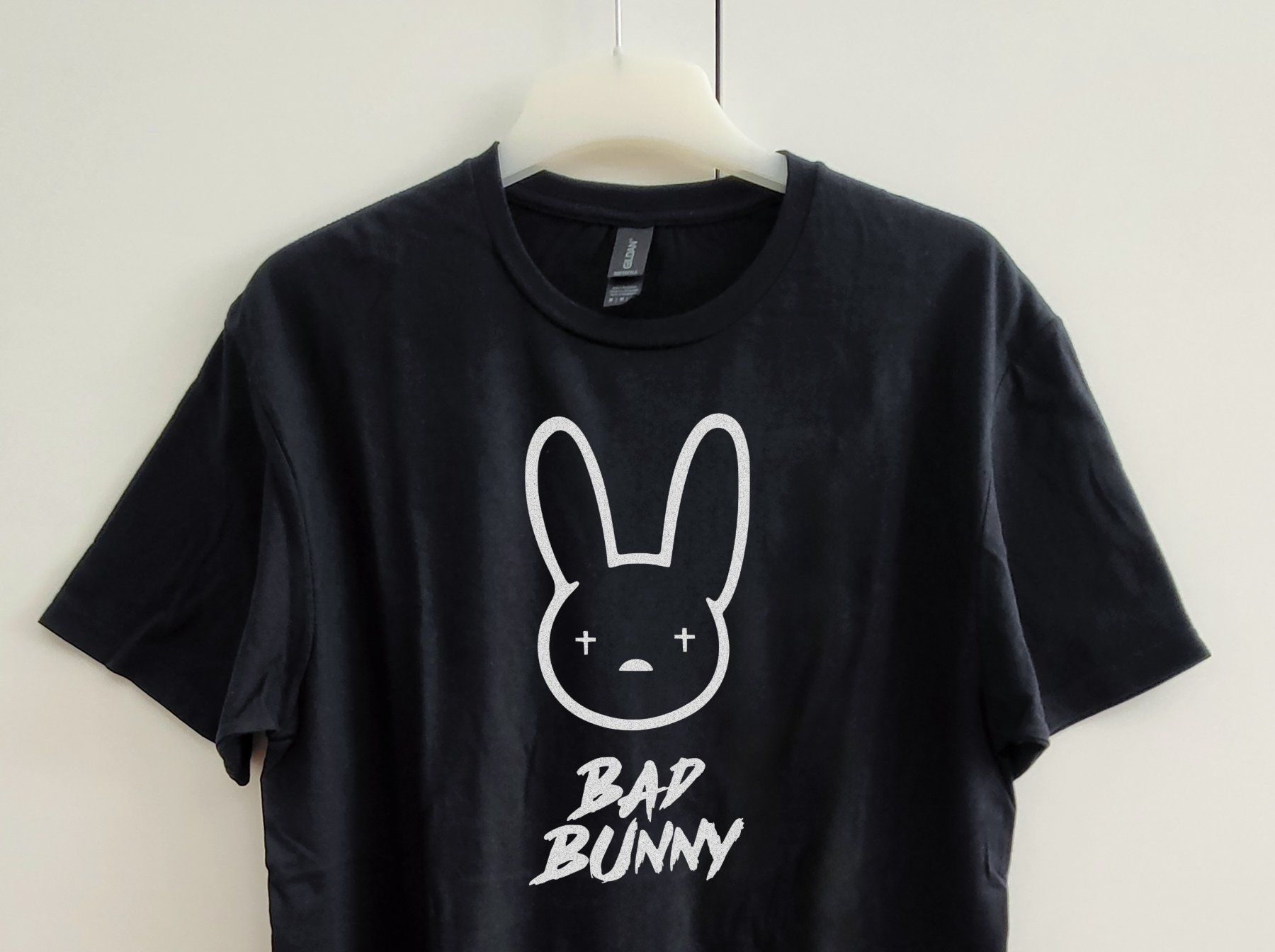 T-shirt: Tshirt Bad Bunny - Größe M – Usato da Riddes venduto da flo_ngl8
