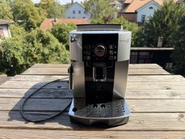DeLonghi Magnifica S Kaffeevollautomat gebraucht