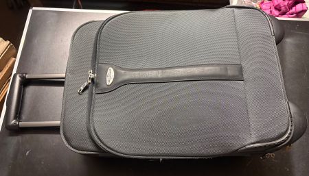 Rollkoffer schwarz Samsonite guter Zustand 55cm