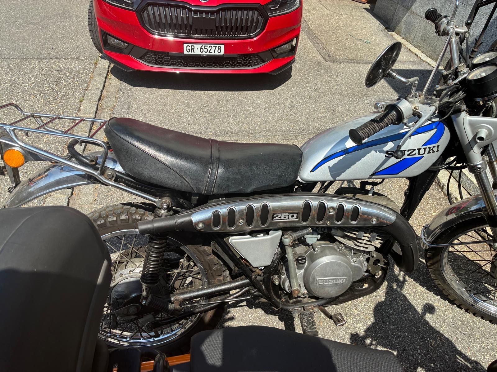 Suzuki Enduro: Suzuki TS 250 – Usato da Tamins venduto da Zelli8