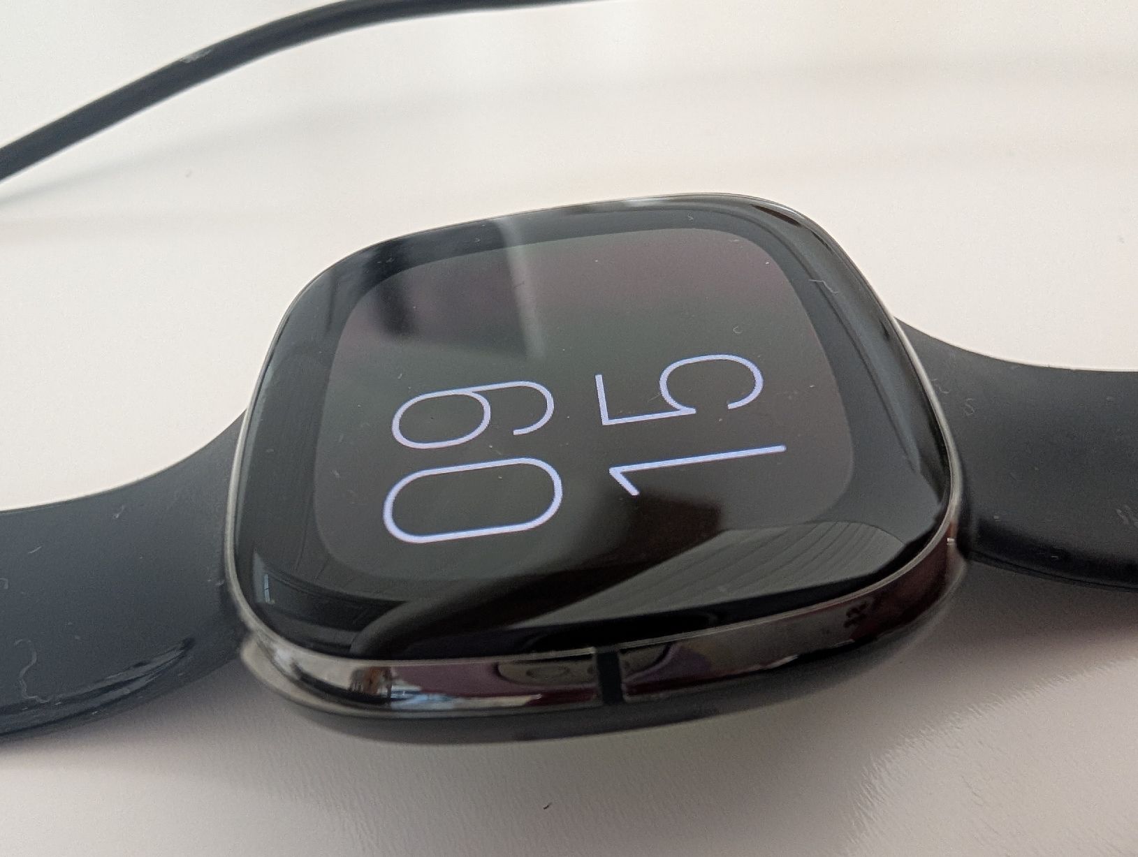 Fitbit Smartwatch: Fitbit Sense Smartwatch - Top Zustand – Nuovo (secondo la descrizione) da Goldach venduto da ang_7pkr 1
