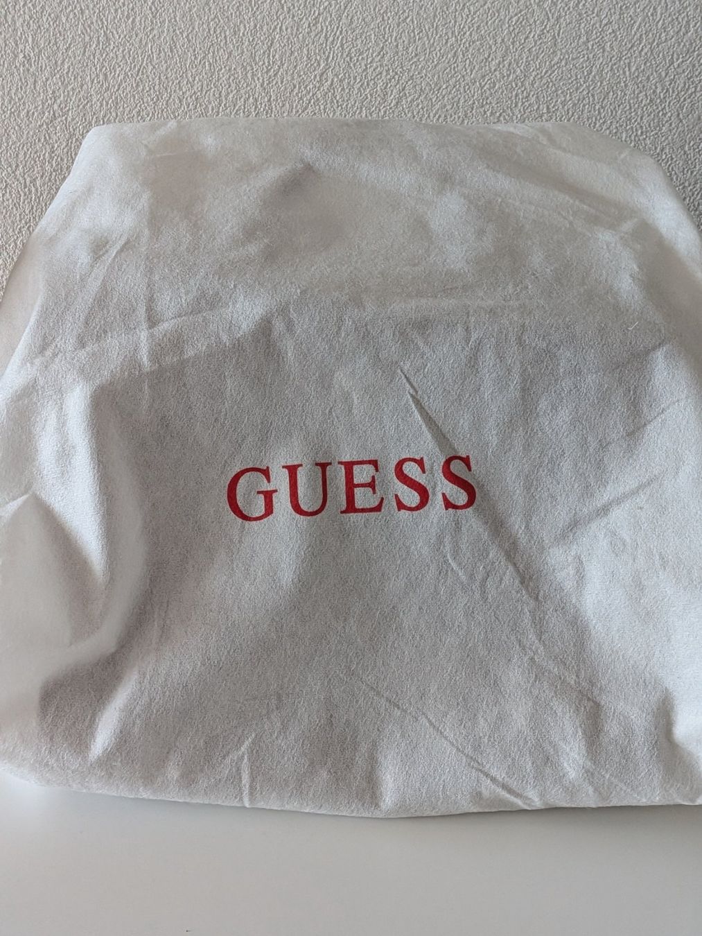 Guess Borse: Guess Handtasche – Nuovo (secondo la descrizione) da Münsingen venduto da morf76 2