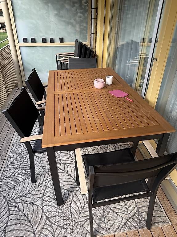 Set de table et chaises: Gartentisch Set mit Stühlen – D'occasion à Luzern par tatimayor