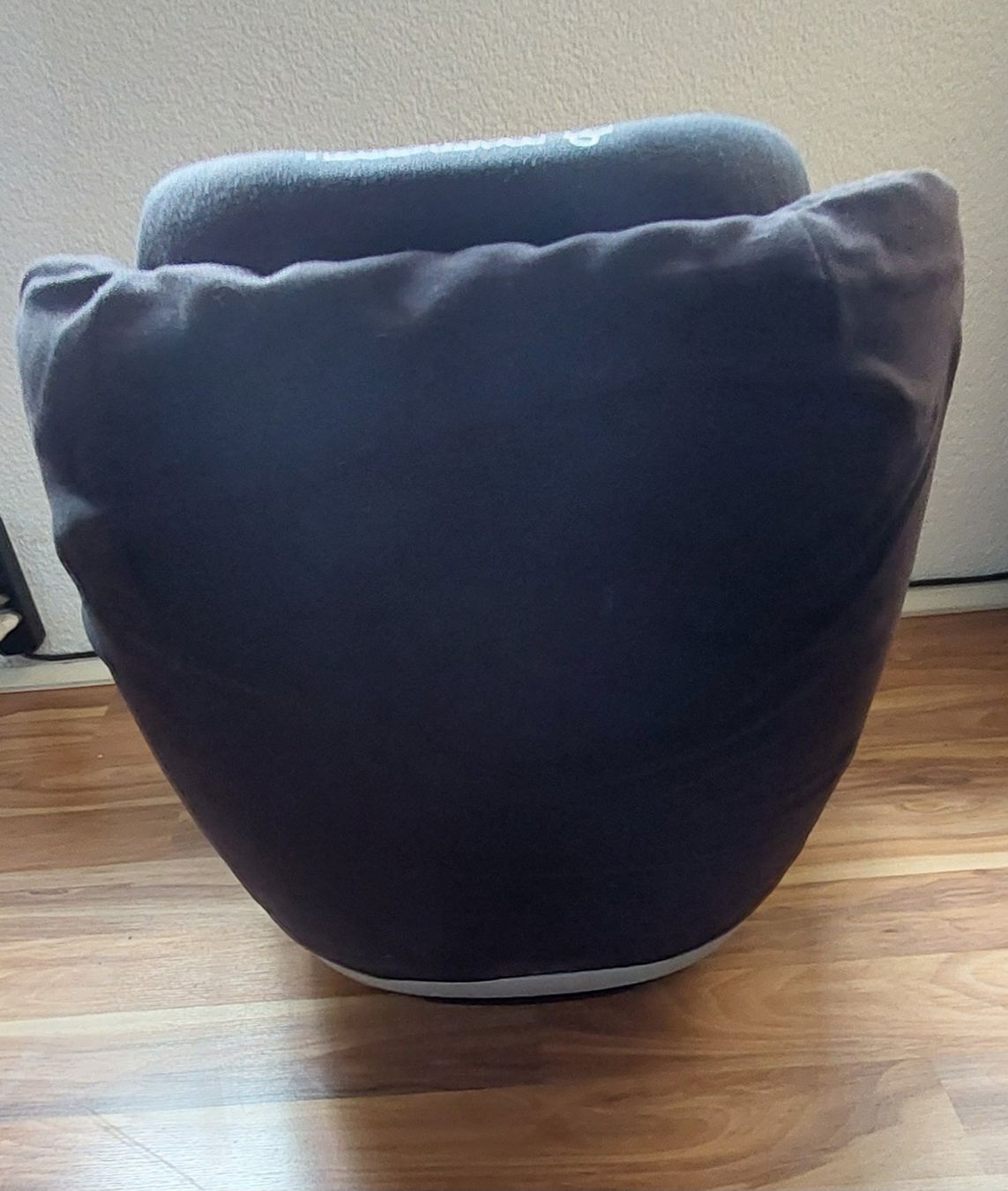 Maxi-Cosi Auto-Kindersitze: Maxi Coxi Family fix + Pearl – Gebraucht aus Villnachern von Johnny-10 6