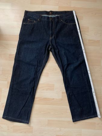MC Plus Herrenjeans Medium(2), gebraucht aber gepflegt