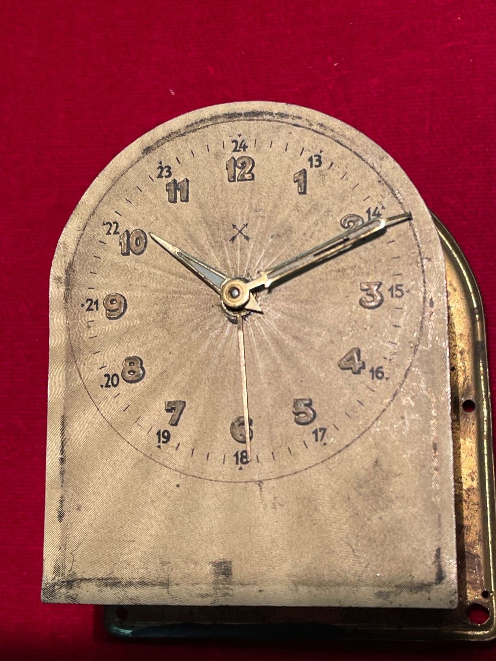 Réveils: Wecker H.A.U. Pfeilkreuz (später Junghans) – D'occasion à Basel par squareone100 3