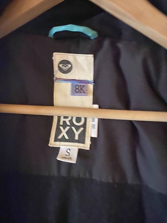 Giacche: ROXY Jacke  – Usato da Därstetten venduto da yas_pb5r 1