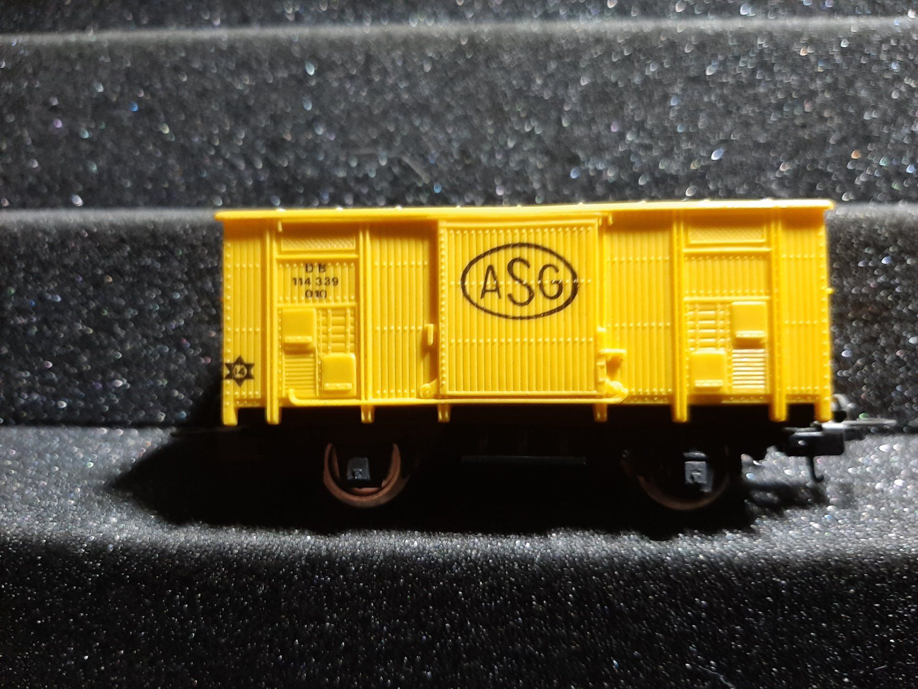 Lima Modelleisenbahnen: LIMA REF.23 – Gebraucht aus Avully von RIVALIS 1