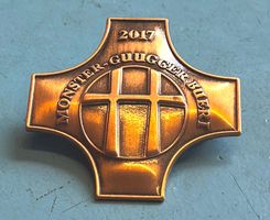 Luzerner Guuggenmusik Pin, Monster-Guugger Bueri, Buchrain