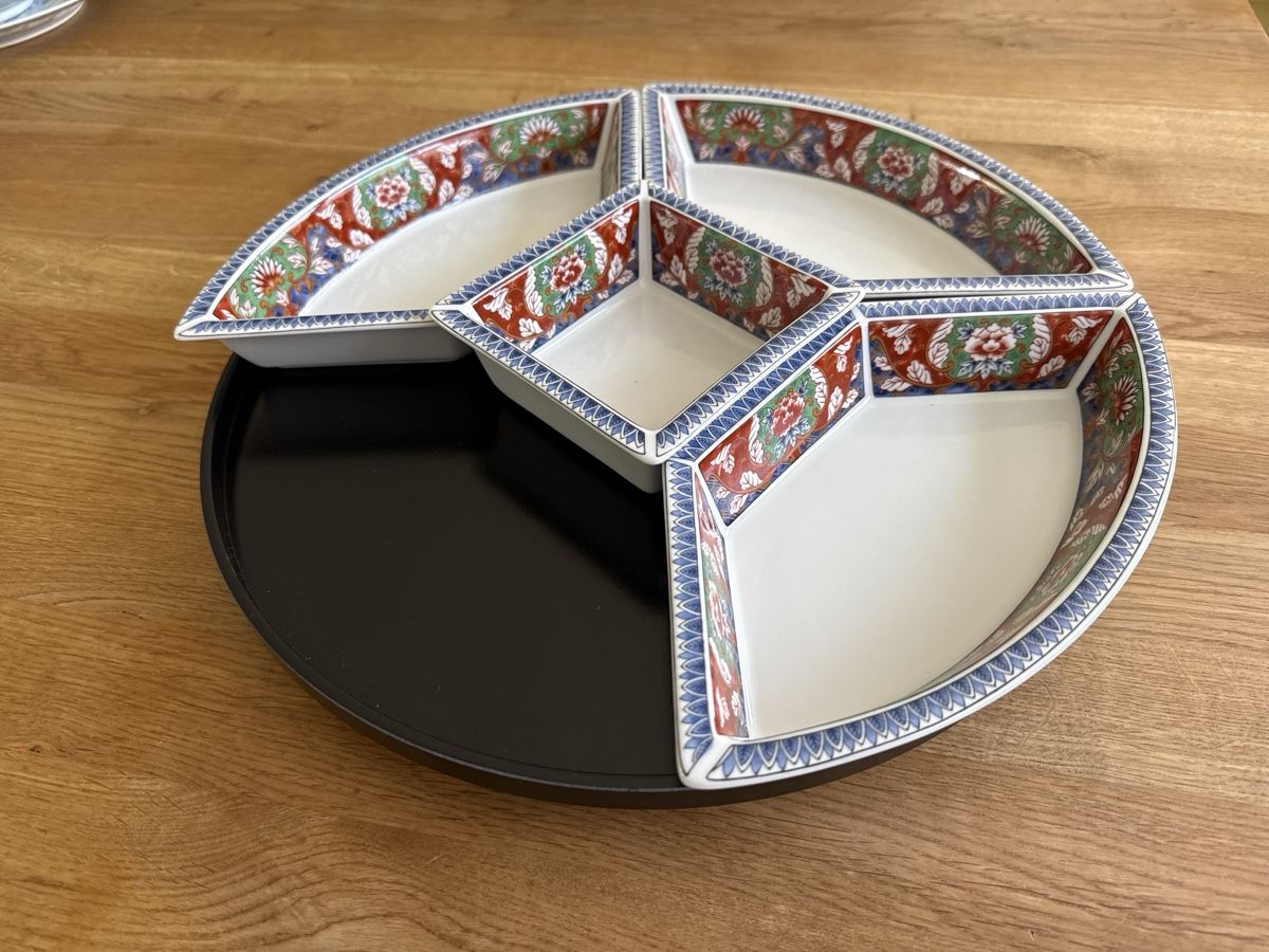 Set di piatti: Asiatisches Geschirr Set – Usato da Weinfelden venduto da Tursus 2