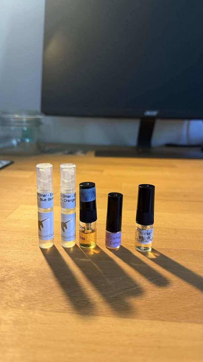 Profumi & Eau de Toilette: 28x Niche Parfüm Proben – Usato da winikon venduto da lfisch04 2