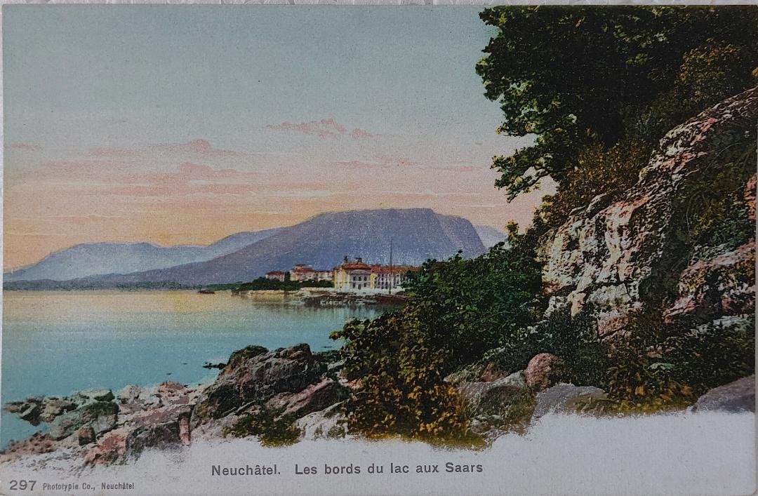 Cartoline postali: NEUCHÂTEL - Les bords du lac aux Saars – Usato da Delémont venduto da Domdom1