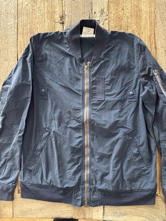 Remi Relief Jacke