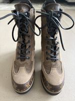 Louis Vuitton Laureate boots