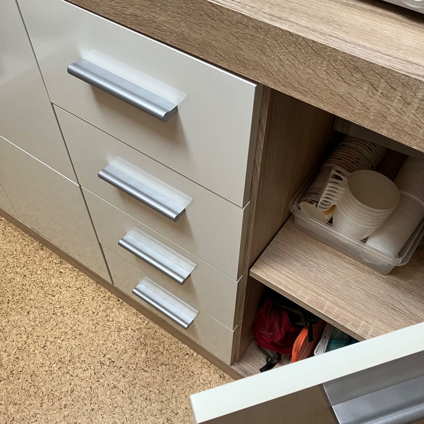 Kommoden: Sideboard – Neu (gemäss Beschreibung) aus Grabs von apr9k 3