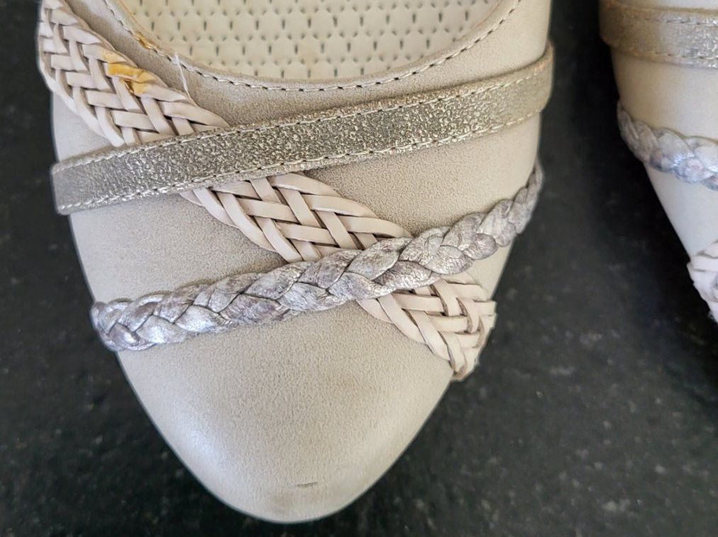Damenschuhe: Schuhe Pumps – Gebraucht aus Trin Mulin von jerb 1