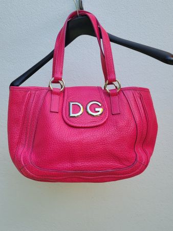 Schöne Dolce Gabbana Ledertasche in Pink