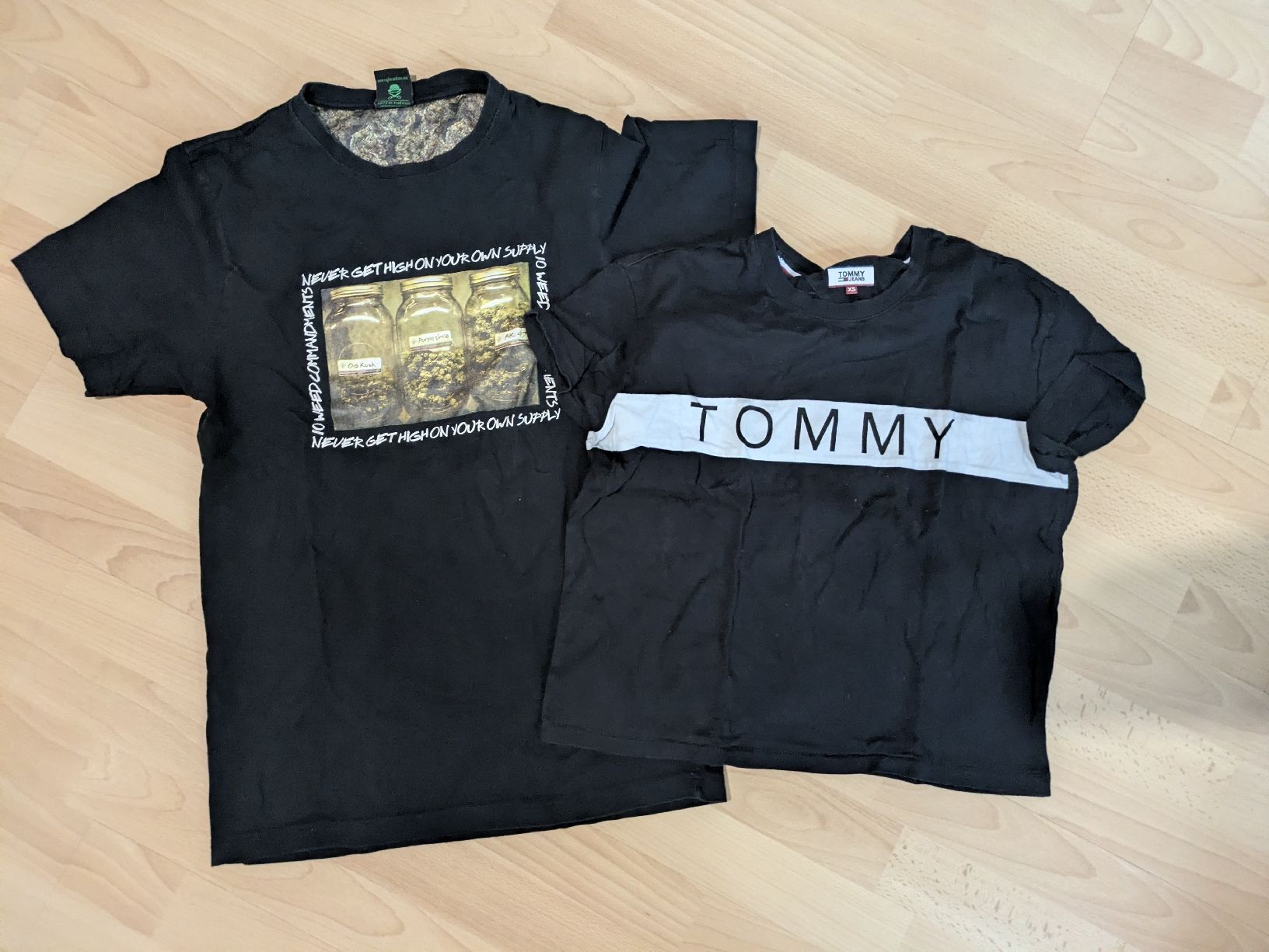 Lots de vêtements: Lot de vêtements  – D'occasion à Tramelan par cat_67zv 8