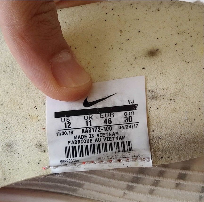 Nike Chaussures hommes: Nike Zoom Fly SP Laufschuh – D'occasion à Kriens par glucifer 4