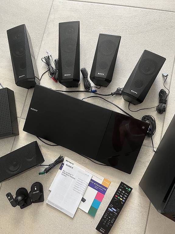 Sony Heimkino: Sony Blu-ray Disc / DVD Home Theatre System  BDV N5200W – Gebraucht aus Obermumpf von  1
