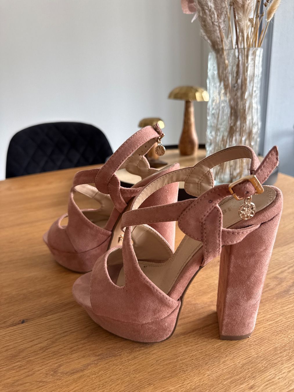 Scarpe da donna: Altrosa Highheels, Grösse 36 – Usato da Chur venduto da lea_r7wx 1