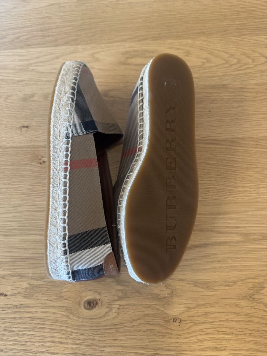 Burberry Scarpe da donna: Original BURBERRY Espadrilles – Nuovo (secondo la descrizione) da Knonau venduto da geb_zc7b 3