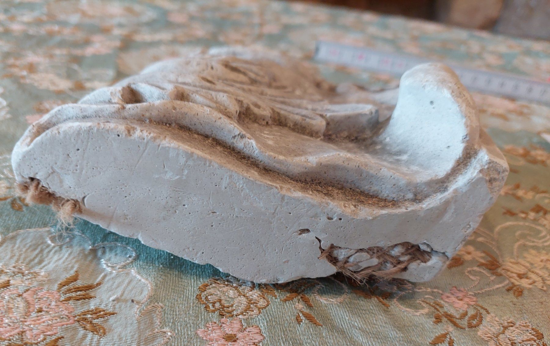 Tutte le decorazioni: Kleines Wandrelief – Usato da Siblingen venduto da rantiques 2